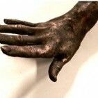 lars-gustaf-skulptur-bronze-give me a hand med